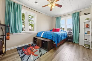 437 W 8th St, Hermann, MO 65041 - Photo 32