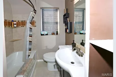 9702 Sterling Place, Saint Louis, MO 63123 - Photo 16