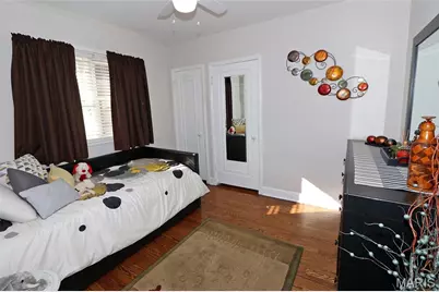 9702 Sterling Place, Saint Louis, MO 63123 - Photo 18