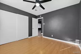 10235 Midland Blvd, Overland, MO 63114 - Photo 12