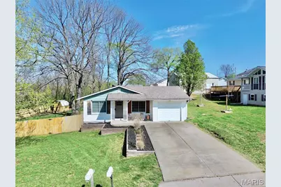 919 N 7th Street, De Soto, MO 63020 - Photo 1