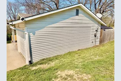 919 N 7th Street, De Soto, MO 63020 - Photo 10