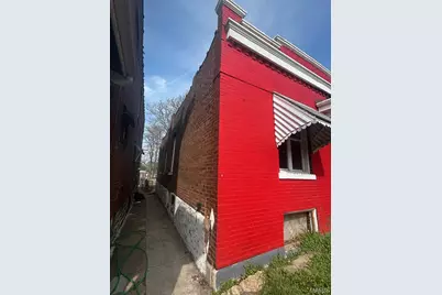 3425 Minnesota Avenue, Saint Louis, MO 63118 - Photo 2