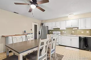 3518 Canterbury Dr, Saint Charles, MO 63303 - Photo 16