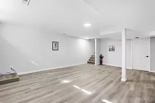 1038 King Henry Ct, Creve Coeur, MO 63146 - Photo 26