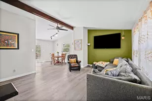 656 Rockwood Dr, Arnold, MO 63010 - Photo 6