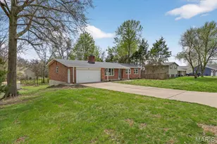 16 Pines Dr, Saint Peters, MO 63376 - Photo 34