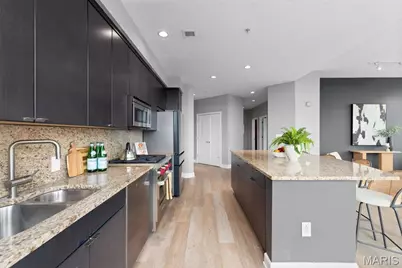 4909 Laclede Avenue #701, Saint Louis, MO 63108 - Photo 8