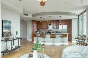 4909 Laclede Ave, Saint Louis, MO 63108 - Photo 8