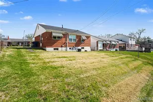 7417 Ray Ave, Saint Louis, MO 63116 - Photo 16