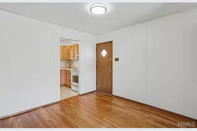 7417 Ray Avenue, Saint Louis, MO 63116 - Photo 6