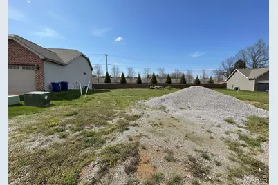 103 Quail Bluff Court, Wentzville, MO 63385 - Photo 2