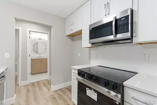 1209 Lofty Point Dr, Ballwin, MO 63021 - Photo 10