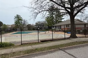 1209 Lofty Point Dr, Ballwin, MO 63021 - Photo 26