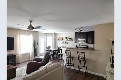 408 Spring Trace, O'Fallon, MO 63368 - Photo 4