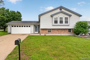 649 Bull Valley Dr, Saint Peters, MO 63304 - Photo 1
