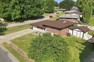 1925 Apple Blossom Ct, Florissant, MO 63031 - Photo 28