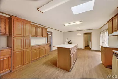 31338 Highway 32, Lebanon, MO 65536 - Photo 14