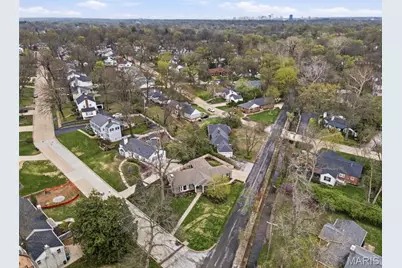 1055 Warson Woods Drive, Warson Woods, MO 63122 - Photo 58