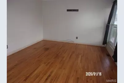 2328 Urbandale Drive, Florissant, MO 63031 - Photo 2