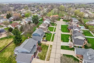 16 Huntington Pkwy, Saint Charles, MO 63301 - Photo 46