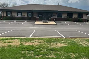 960 Kehrs Mill Rd, Ballwin, MO 63011 - Photo 1