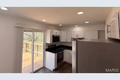 10115 Toelle Lane, Saint Louis, MO 63137 - Photo 10