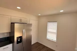 10115 Toelle Ln, Saint Louis, MO 63137 - Photo 14