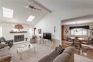 5967 Ponderosa Ct, Mehlville, MO 63128 - Photo 4