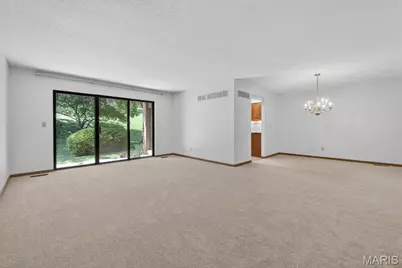 2315 Seven Pines Drive #2, Maryland Heights, MO 63146 - Photo 8