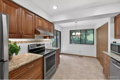 2315 Seven Pines Drive #2, Maryland Heights, MO 63146 - Photo 10