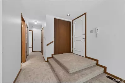 2315 Seven Pines Drive #2, Maryland Heights, MO 63146 - Photo 6