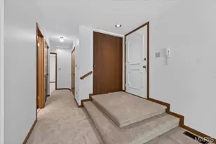 2315 Seven Pines Dr, Maryland Heights, MO 63146 - Photo 6