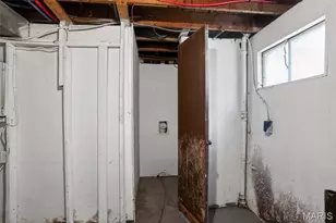 10185 Green Valley Dr, Saint Louis, MO 63136 - Photo 22