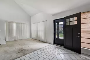 4377 Kingbolt Blvd, Saint Louis, MO 63129 - Photo 4