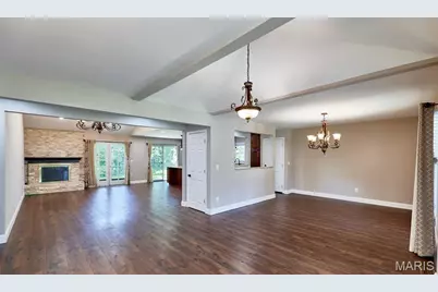 14338 Millbriar Circle, Chesterfield, MO 63017 - Photo 4
