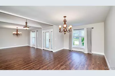 14338 Millbriar Circle, Chesterfield, MO 63017 - Photo 6