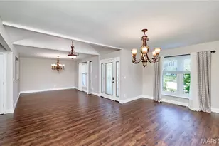 14338 Millbriar Cir, Chesterfield, MO 63017 - Photo 6