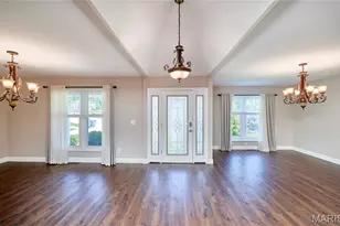 14338 Millbriar Cir, Chesterfield, MO 63017 - Photo 10