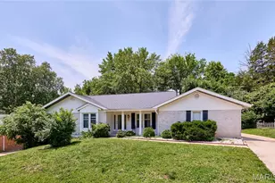 14338 Millbriar Cir, Chesterfield, MO 63017 - Photo 1