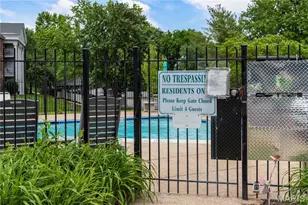 7611 Triwoods Dr, Shrewsbury, MO 63119 - Photo 18