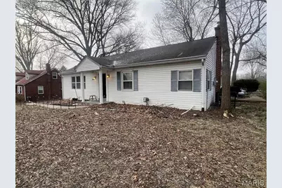 886 Prigge Road, Saint Louis, MO 63138 - Photo 1