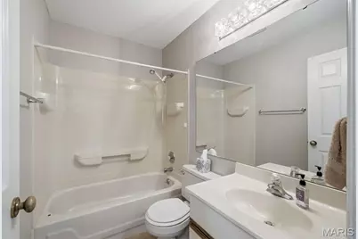 13 Kemper Court #13, Lake Saint Louis, MO 63367 - Photo 8