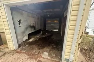 737 Charbonier Rd, Florissant, MO 63031 - Photo 4