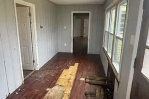 737 Charbonier Rd, Florissant, MO 63031 - Photo 10