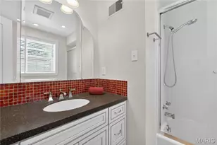 98 Lake Forest Dr, Richmond Heights, MO 63117 - Photo 28