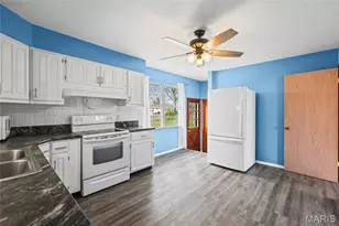 114 Buckley Meadows Dr, Saint Louis, MO 63125 - Photo 8