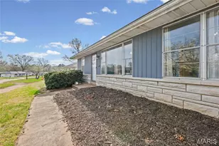 114 Buckley Meadows Dr, Saint Louis, MO 63125 - Photo 2