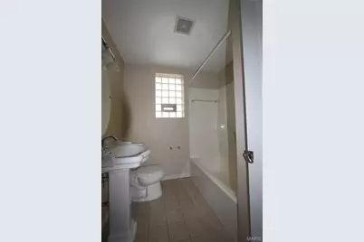 6601 Alamo Avenue #1st Floor A, Clayton, MO 63105 - Photo 10