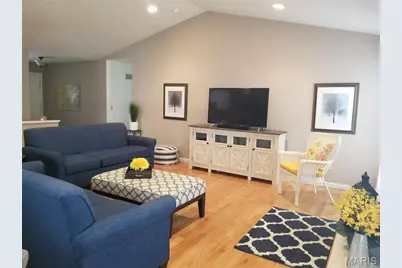 2073 Williamstown Drive, Saint Peters, MO 63376 - Photo 8